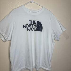 The North Face womens Half Dome Logo T-Shirt